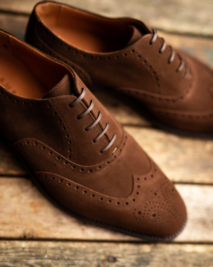 Amblier Suede Wingtip