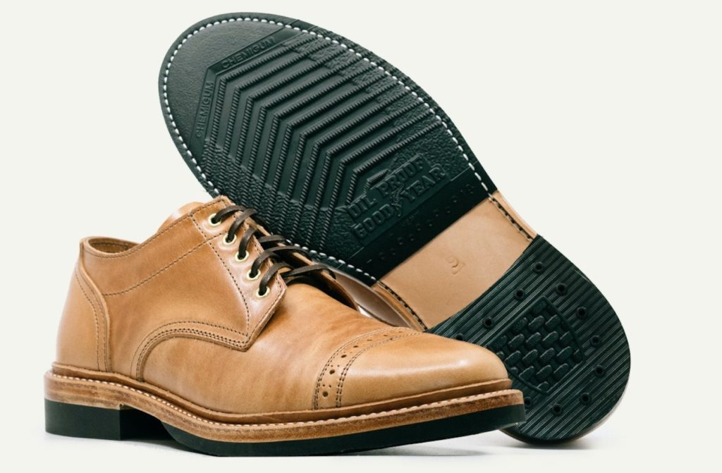 oak street bootmakers cap toe trench oxford natural horse rump