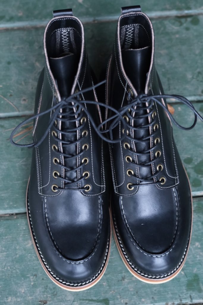 Onderhoud Handmade x Stitchdown—Wickett & Craig Black Traditional Harness Moc Toe Collab Boot