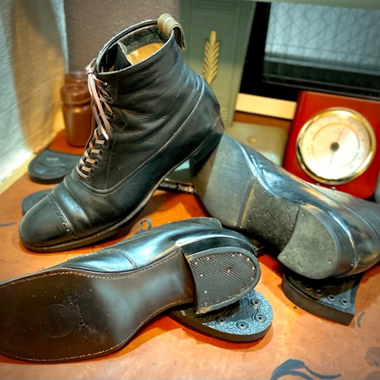 Michiya Suzuki vintage French footwear