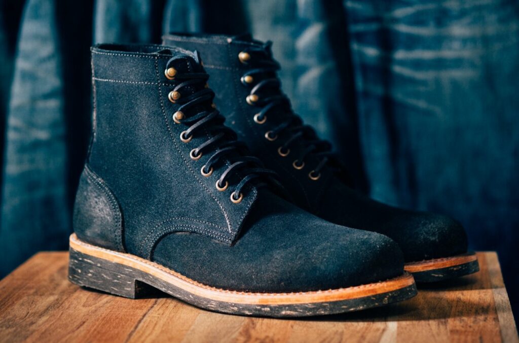 oak street bootmakers trench boot natural indigo