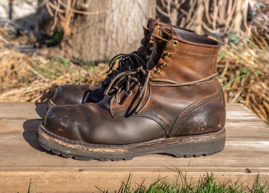 Stitchdown Patina Thunderdome—Nicks MTO—Horween Orange Predator