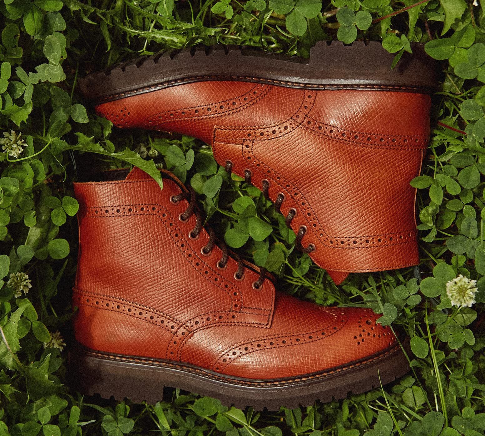 Division Road x Trickers Stephy Brogue Nomad in Sienna Pioneer Hatch Grain