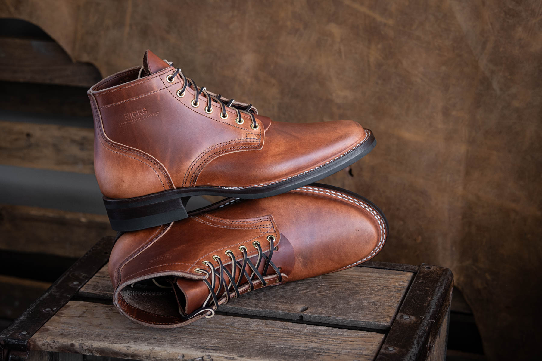 Shoes 'n' Boots of the Week: Big Viberg Drop, Coupens Back