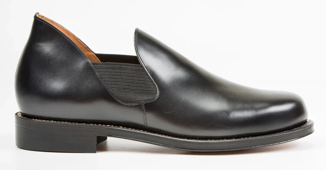 Attractions Romeo Shoes in Black Kip