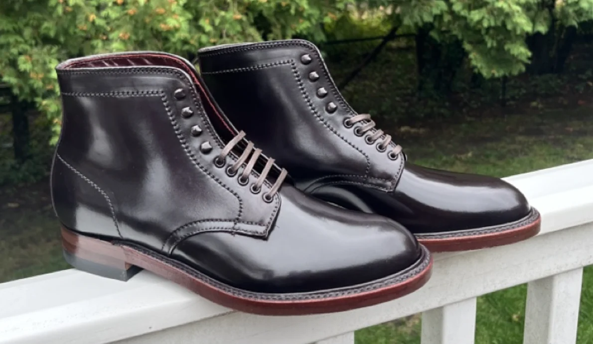 Moulded Shoe x Alden #N0805H Plane Toe Boot in Color 8 Shell