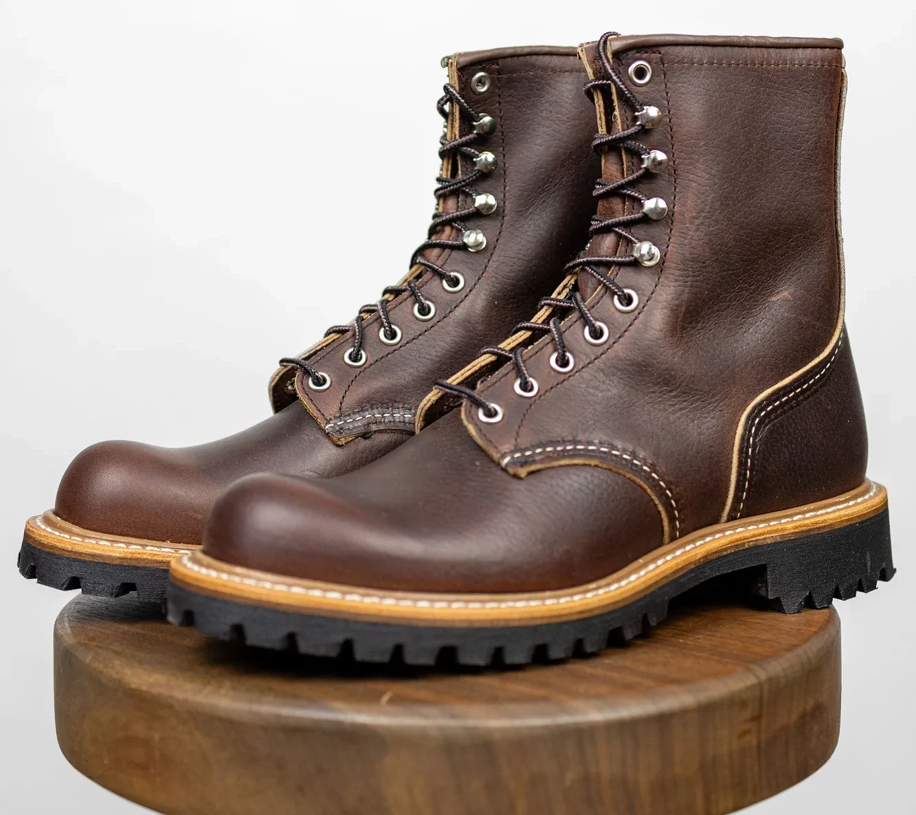 Red Wing 8-Inch Logger in Briar Oil Slick